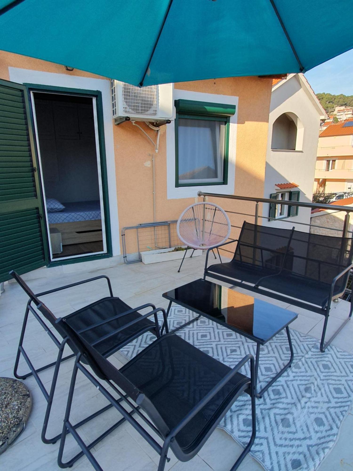 Apartment'S Dalmatia Sibenik Exterior photo